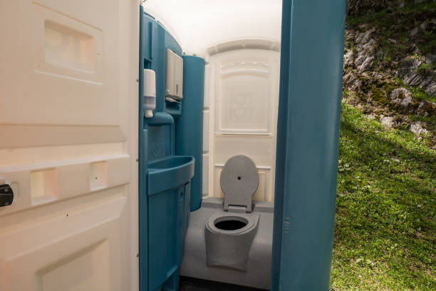 Best Affordable porta potty rental  in Urbana, IL