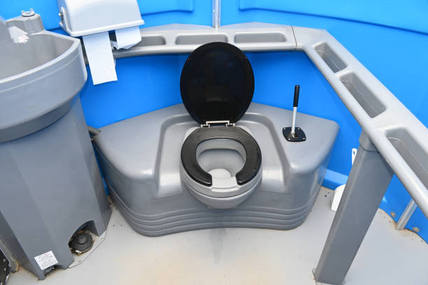 Best Affordable portable toilet rental  in Urbana, IL