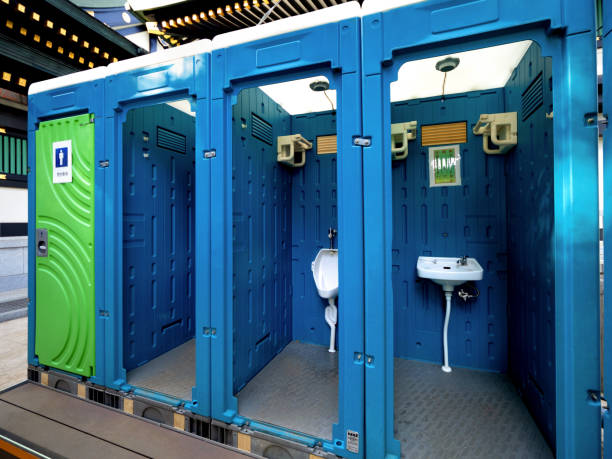 Best Porta potty rental near me  in Urbana, IL